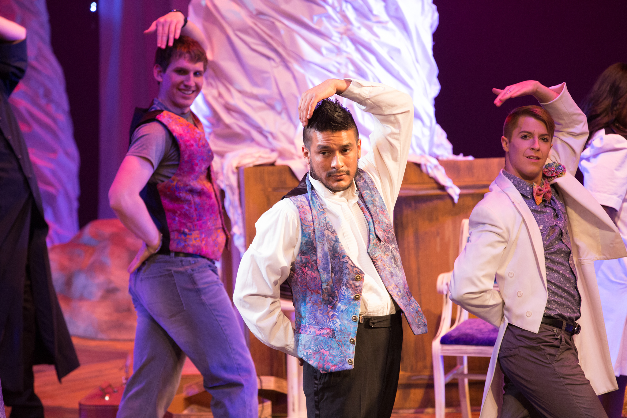 A perfect wedding vest costumes